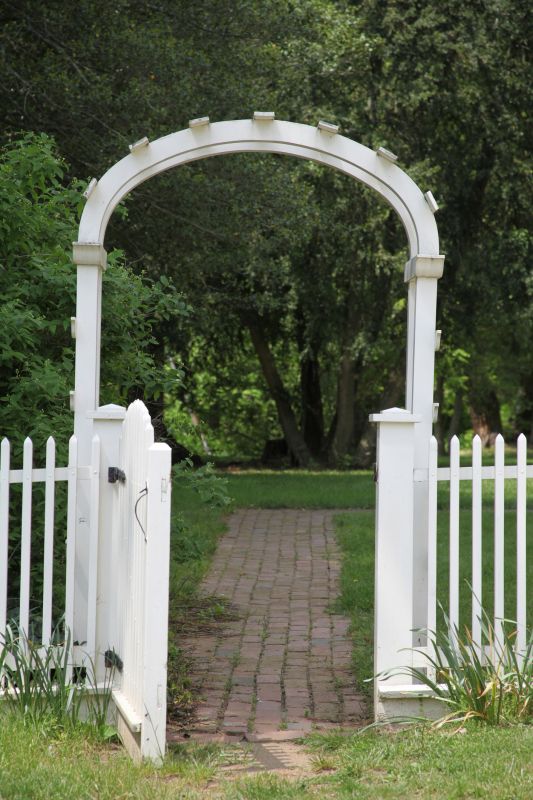 Arbor Installation in Conroe, TX